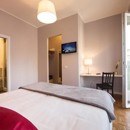 474 Oda ve Kahvaltı Roma